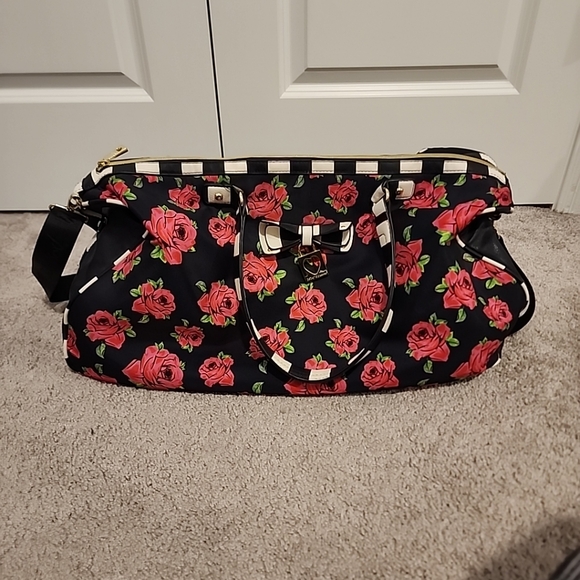 betsey johnson weekender travel bag - Picture 9 of 13